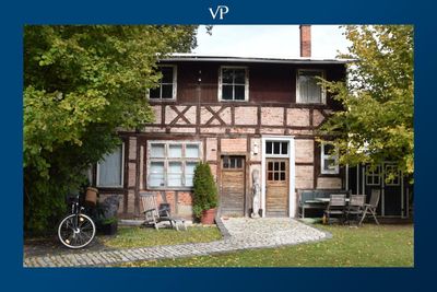 Einzigartiges Sonnengrundstück im Innenstadtbereich mit Ausbauhaus