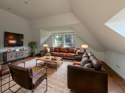 Ein Rückzugsort mit Weitblick – frisch saniertes Wohnerlebnis auf einer ganzen Etage