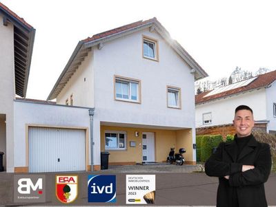 ***Moderne Doppelhaushälfte - Stillvoll wohnen mit viel Platz und Komfort***