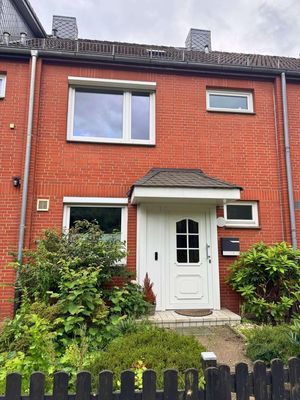 Modernisiertes Reihenhaus mit Fußbodenheizung und Smart Home in Bremen-Kattenesch