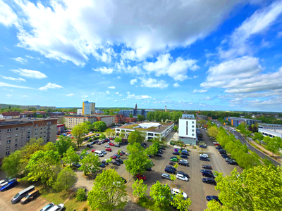 Wohnen - 04. OG - links - 0502 - Woldegker Straße 30