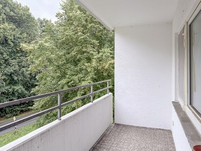 3 Zimmer Wohnung im 3.OG mit Balkon - Einbauküche optional - in Bielefeld - Großdornberg