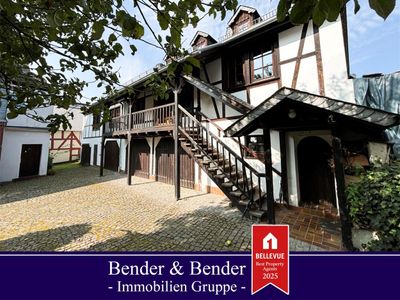 *PREISREDUZIERT* Charmantes Einfamilienhaus mit 3 Garagen in zentraler Wohnlage von Hamm / Sieg!