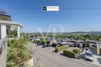 Wohnen & Rendite vereint mit traumhafter Weitsicht – Einfamilienhaus mit vermieteter Arztpraxis