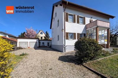 Charmantes Einfamilien- oder Mehrgenerationenhaus mit viel Potenzial – Liebhaberobjekt in ruhiger Lage