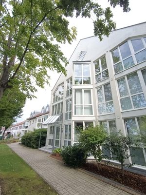 Helle, freundliche Wohnung in Manching mit Balkon, Wintergarten,TG, Keller