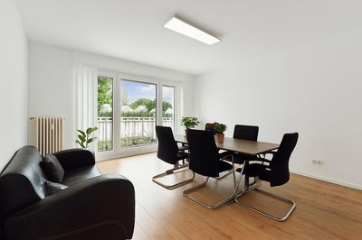 ++ Arbeiten mit Blick auf den Main – Ihre flexibel gestaltbare Büroeinheit mit Citynähe ++