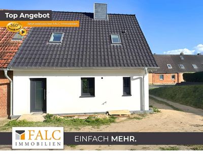 "Ostsee ganz nah: Modernes Reihenendhaus mit Charme und Komfort"