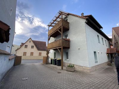 KAPITALANLAGE!!! Schönes Wohnhaus mit Geschäftseinheit wartet in Langenzenn auf neuen Eigentümer