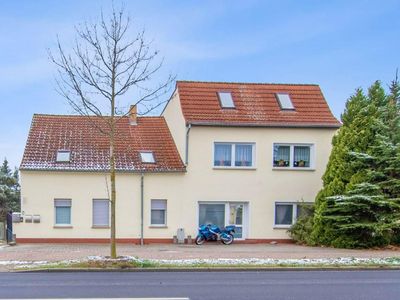 TOP Anbindung zum Hauptbahnhof! Mehrfamilienhaus mit drei Wohnungen Nähe Bahnhof Britz b. Eberswalde
