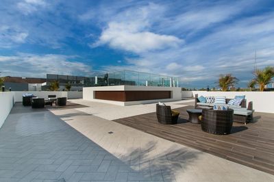 Große Gewerbefläche nutzbar als Sportzentrum in Ingolstadt, Süd ca. 500m² Dachterrasse möglich!