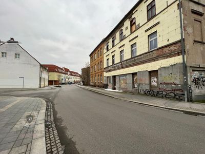 Großes Wohn und Gewerbehaus im Stadtzentrum von Finsterwalde