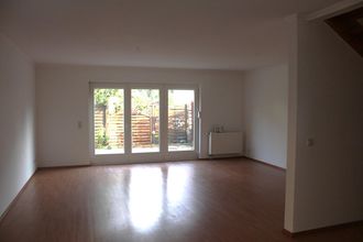 Wohnzimmer mit Terrassenblick