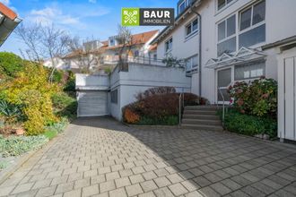 Eingang und Zufahrt zur Tiefgareage