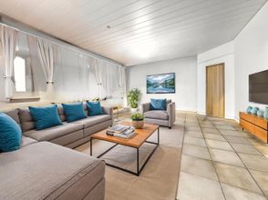 Wohnzimmer (digital möbliert)