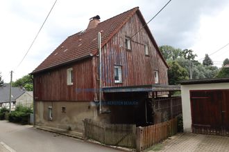 straßenseitige Fassadenansicht