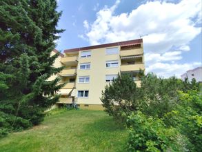 Rückansicht Gebäude m. Garten