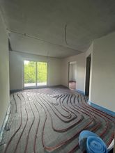 offener Eingangsbereich mit fließendem Übergang in den Wohn- , Ess- und Kochbereich