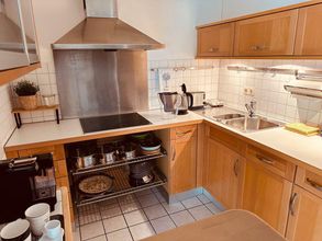 q2znHvpZcyMvcCo4vWMFe-large