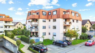 gepflegtes Mehrparteinhaus