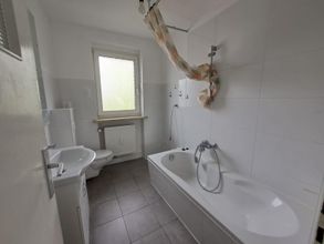 Badezimmer mit WM-Anschluss