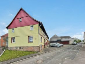 Straßenansicht