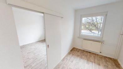 Küche mit Schiebetür