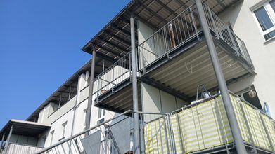 Balkon und Zugang zum Garten