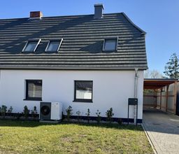 Hausansicht Strassenseite