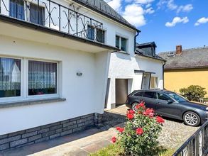 Vorhaus, Garagen, Anbau