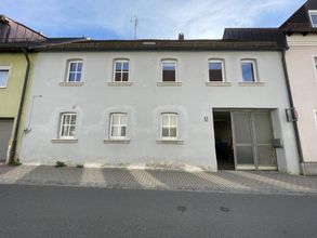 2 Anischt Straßenseite