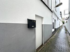 Herzlich willkommen, …