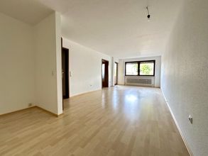 Wohn- und Schlafzimmer