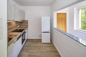 Küche mit neuer Einbauküche