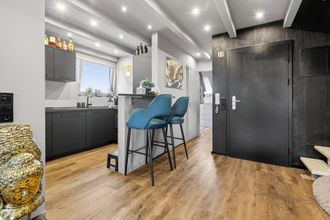 Küche und Eingangsbereich