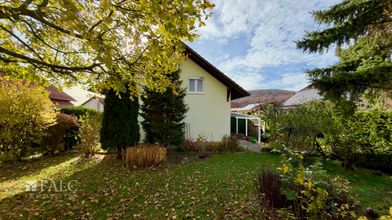 Hausansicht vom Garten