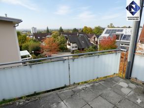 Balkon Foto digital optimiert (KI-gestützt)