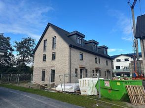 Moderne Maisonette im Bau