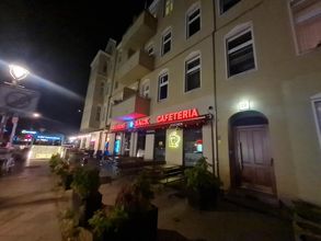 Straßenansicht Nacht