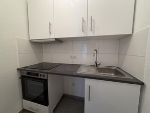 Küche mit Einbauküche