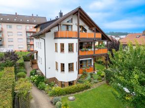 Luftaufnahme Zugang und Gartenseite