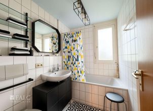 Badezimmer - (KI generiert)