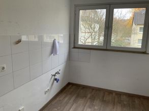 FB044F93-75BE-4808-85F5-671AD5DB3CA4