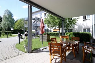 überdachter Sitzbereich