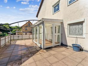 Terrasse hinterm Haus