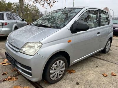 Daihatsu Cuore 1.0 Euro4 Servo *Inspektion + Tüv neu*