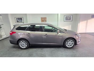 Ford Focus Titanium 98.000 km WR+SR PDC TÜV 12/2027
