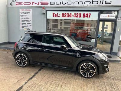 Mini Cooper S John Cooper Works+Navi+18 Zoll+Panorama