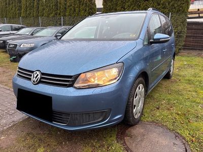 VW Touran TDI Comfortl. BMT 7SITZ SHZ TEMPO AHK PDC