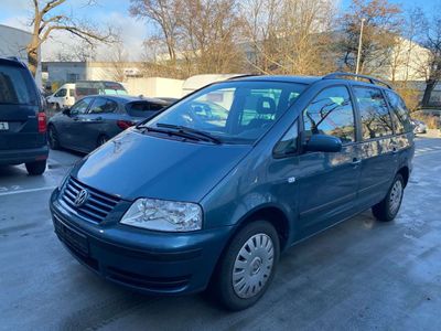 Volkswagen Sharan 1.9TDI Klimatr. 7X Sitze tel. 01708044052